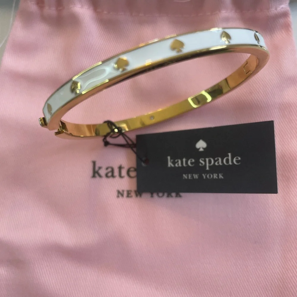 NWT, Spot The Spade Enamel Hinged Bangle, White, - Picture 10 of 11